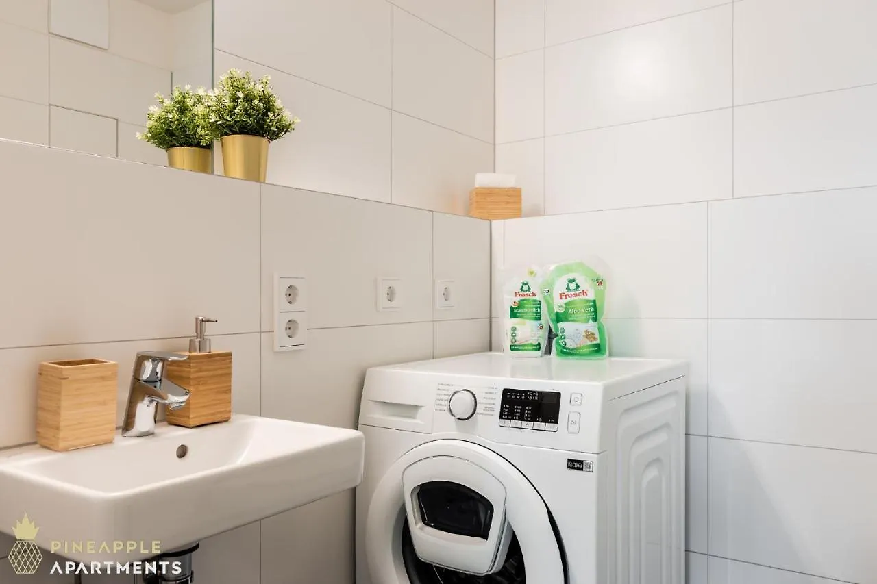 Pineapple Apartments Dresden Altstadt III - 91 Qm - 1X Free Parking Germany